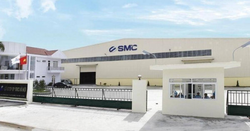 Lãnh đạo tiếp tục muốn thoái bớt 500.000 cổ phiếu SMC
