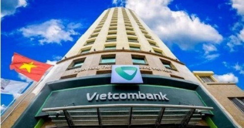 Cổ phiếu Vietcombank (VCB) lập đỉnh, vốn hóa đạt hơn 496.000 tỷ đồng