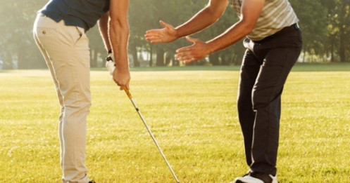 4 hướng dẫn quan trọng cho người mới chơi golf