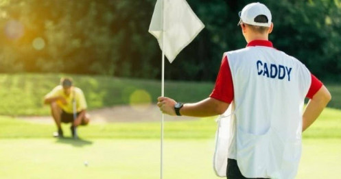 Tiết lộ về những công việc có thể kiếm bội tiền trên sân golf