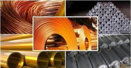 Giá kim loại quý phân hóa, giá sắt giảm do hạn chế sản lượng thép tại Trung Quốc