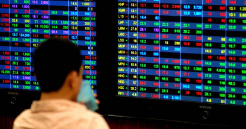 [VIDEO] Cổ phiếu Vietcombank tiếp tục dẫn dắt thị trường