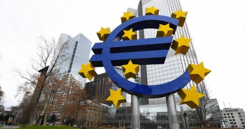 ECB nâng lãi suất lên cao nhất 23 năm