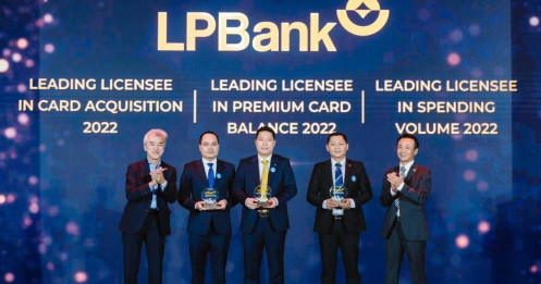 LPBank liên tiếp nhận giải thưởng lớn từ tổ chức Thẻ quốc tế JCB