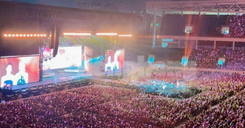 Sự thật đằng sau con số 67.000 khán giả đi xem concert BLACKPINK ở Hà Nội