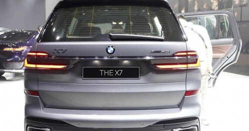 BMW X7 được môt số đại lý giảm giá cả tỷ đồng