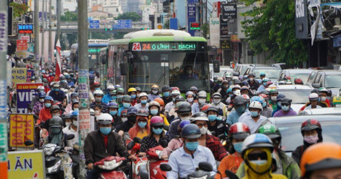 Chia sẻ của du khách Anh về xe máy, nhịp sống Việt Nam