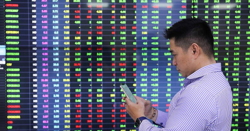 TTCK Việt Nam đang trên đà đi lên mạnh mẽ cùng thanh khoản dồi dào, cơ hội nào cho nhóm cổ phiếu chứng khoán?