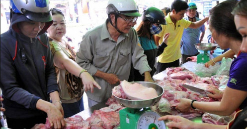 'Chỉ 26,2% NLĐ có điều kiện để ăn thịt, cá trong các bữa ăn hàng ngày'