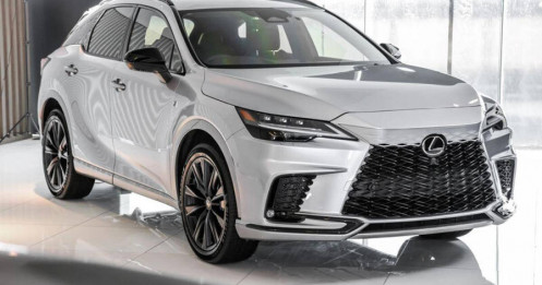 Lexus RX500h F Sport 2023 ra mắt, giá hơn 2,5 tỷ đồng