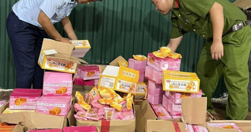 Hà Nội: Tạm giữ hàng nghìn chiếc bánh trung thu nhập lậu