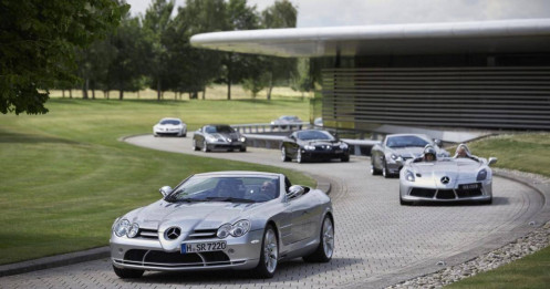 Siêu xe Mercedes-Benz SLR McLaren được tri ân, kỷ niệm 2 thập kỷ tồn tại