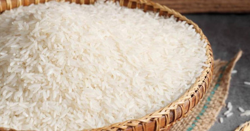 Thế giới nhận thêm tin xấu về nguồn gạo, Việt Nam còn bao nhiêu để xuất khẩu?