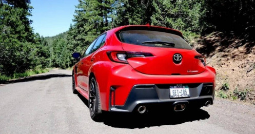 Toyota GR Corolla 2023 có gì mới khiến nhiều người thích thú?