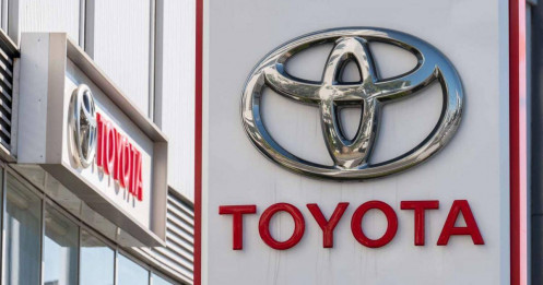 Toyota mở lại các nhà máy sau 24 giờ ngừng hoạt động