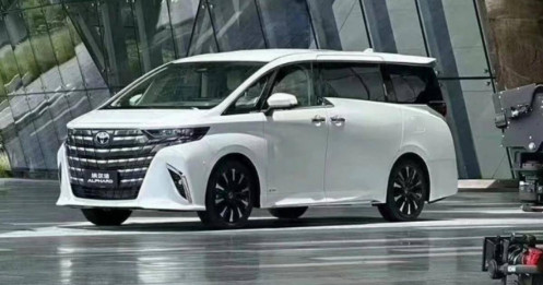 Lô Toyota Alphard 2024 đầu tiên về Việt Nam: Đời mới có rất nhiều thay đổi, giá sẽ không dưới 4 tỷ