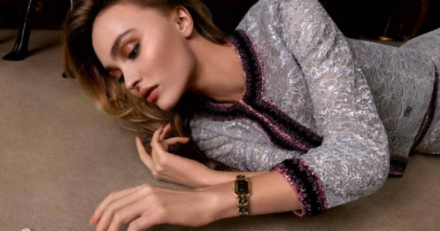 Lily-Rose Depp là nàng thơ mới của đồng hồ CHANEL Première Édition Original