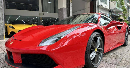 Loạt siêu xe mới mua giá đắt đỏ của các đại gia Việt