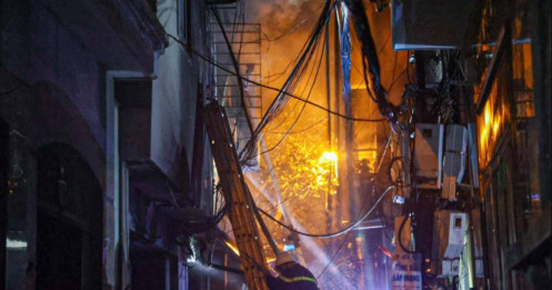 Cần làm rõ quy trình cấp phép, xây dựng chung cư mini bị cháy ở Hà Nội