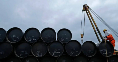 Thị trường dầu mỏ toàn cầu sắp đối mặt thiếu hụt lớn nhất trong hơn 1 thập kỷ?