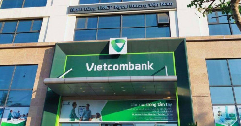 Từ hôm nay (14/9), Vietcombank tiếp tục giảm sâu lãi suất huy động