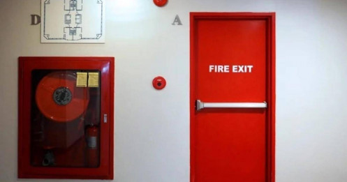 Vì sao cửa thoát hiểm chống cháy ở chung cư luôn phải đóng?