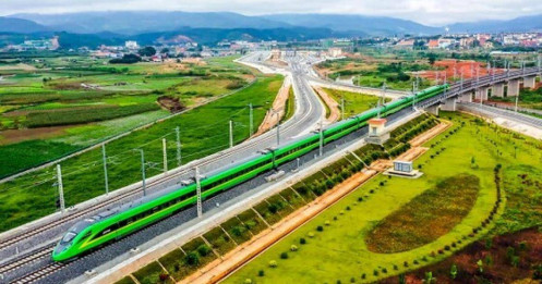 ‘Ông lớn’ Trung Quốc muốn vào làm đường sắt tốc độ cao của Việt Nam