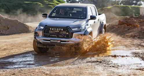 Toyota Hilux GR Sport chính thức được bán tại Úc với giá 73.990 AUD