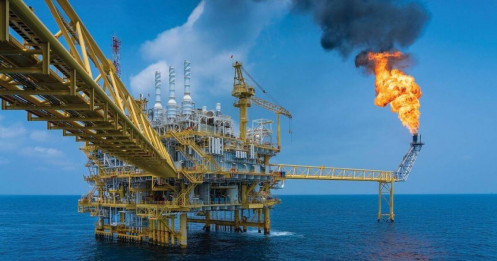 Giá dầu vượt 91 USD/thùng, nhóm cổ phiếu dầu khí ngược dòng