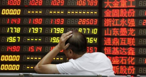 Khối ngoại tiếp tục bán 3.8 tỷ USD chứng khoán Trung Quốc, chỉ số giảm về đáy 10 tháng