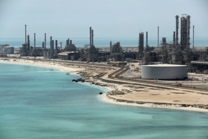 Arab Saudi, Nga tiếp tục giảm cung cấp dầu