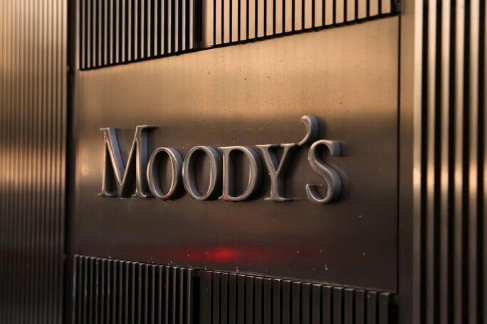 Moody's hạ bậc nhiều ngân hàng Mỹ: Nhiều dự báo u ám theo sau