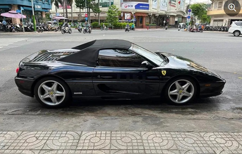 Ferrari F355 Spider - 'hắc mã' đặc biệt của ông Đặng Lê Nguyên Vũ