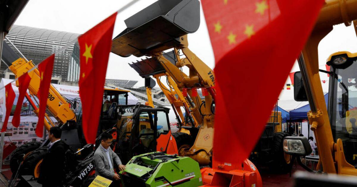 Trung Quốc vướng ‘hạn tam tai’: Bất động sản lao đao, nhân dân tệ đuối sức