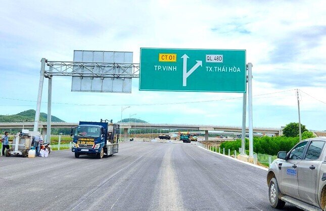 Sắp thông xe cao tốc Nghi Sơn - Diễn Châu, từ Thanh Hóa đi Nghệ An chỉ 1,5 tiếng