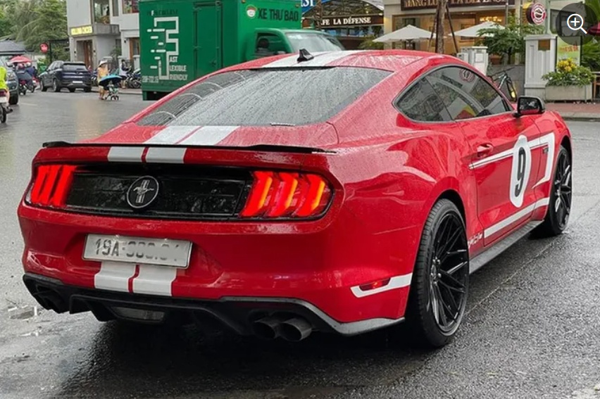 Ford Mustang High Performance chạy 2 năm 'bay' tiền tỷ của đại gia Phú Thọ