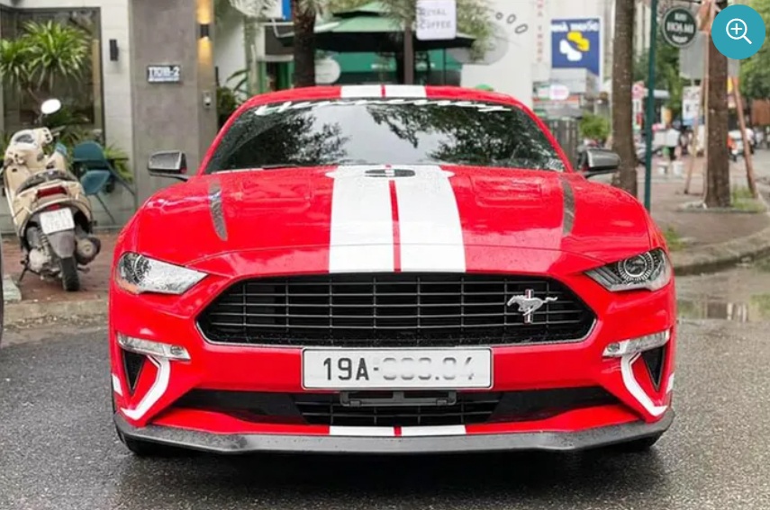 Ford Mustang High Performance chạy 2 năm 'bay' tiền tỷ của đại gia Phú Thọ