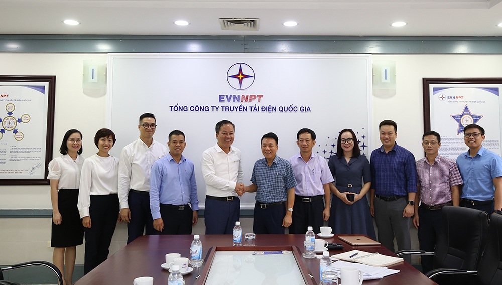 EVNNPT làm việc với VCB và ACB để thu xếp vốn cho dự án Đường dây 500kV mạch 3 từ Quảng Trạch – Phố Nối