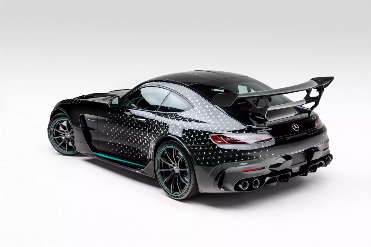 Siêu xe Mercedes-AMG GT Black Series P One Edition được bán đấu giá