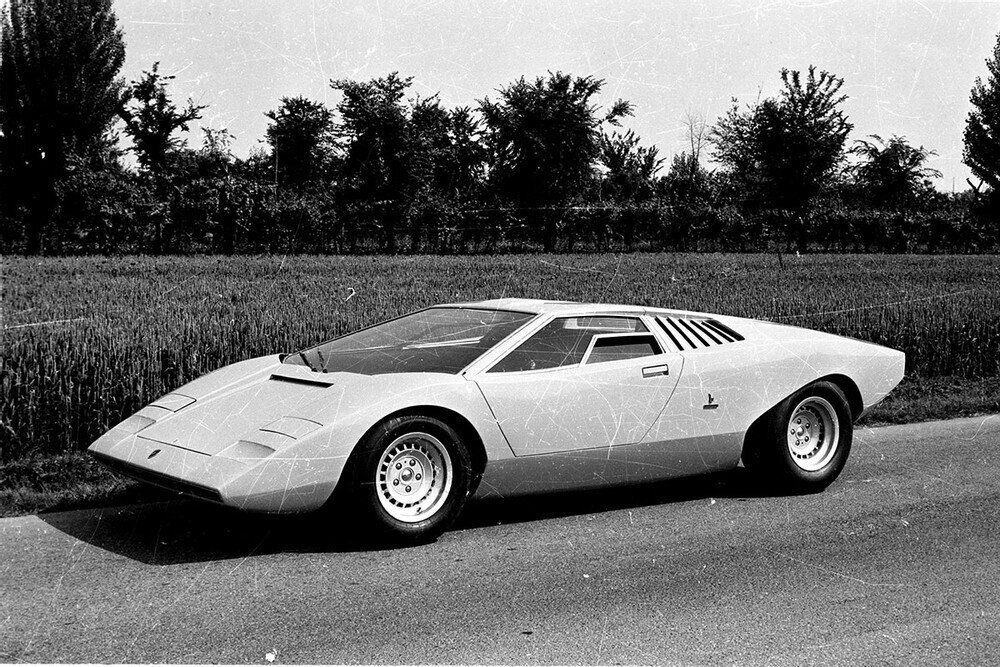 Những mẫu xe làm nên tên tuổi cho thương hiệu Lamborghini trong 60 năm qua