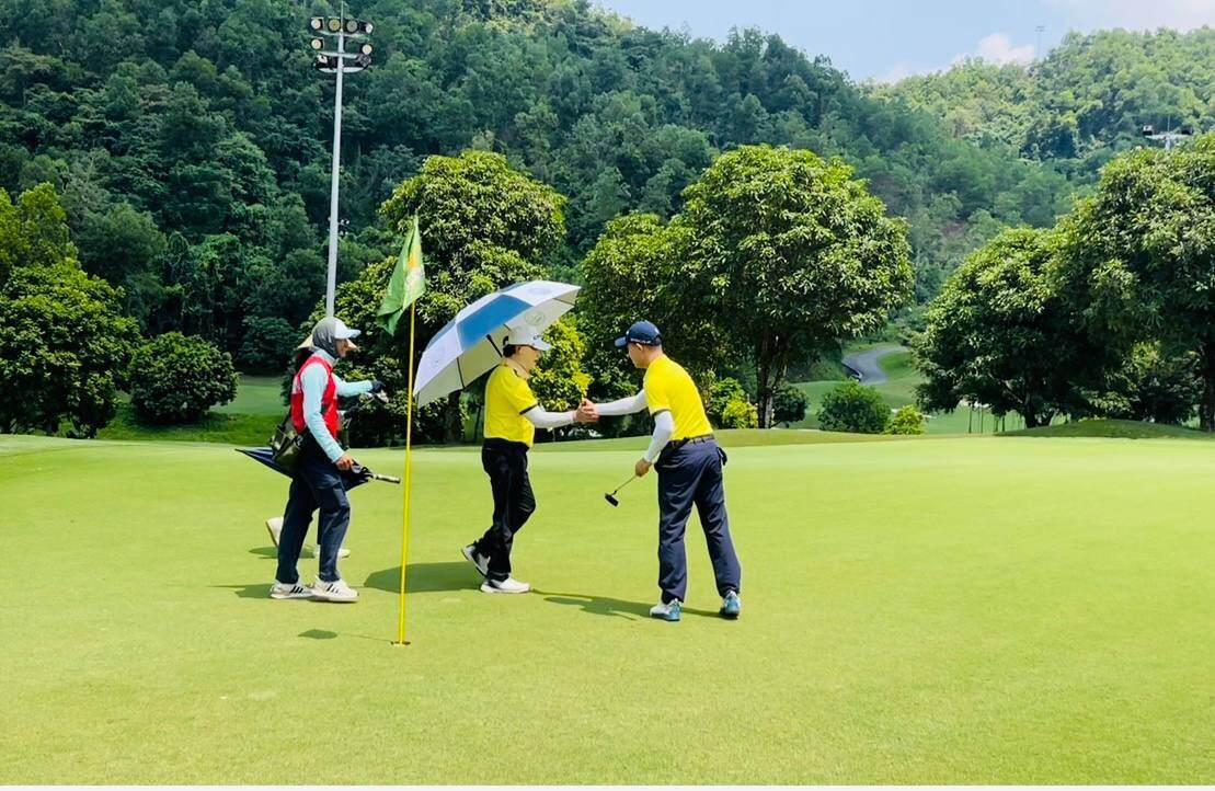 CLB Golf Họ Nguyễn phía Bắc Vô địch Giải các CLB Dòng Họ – Jymec Cup 2023