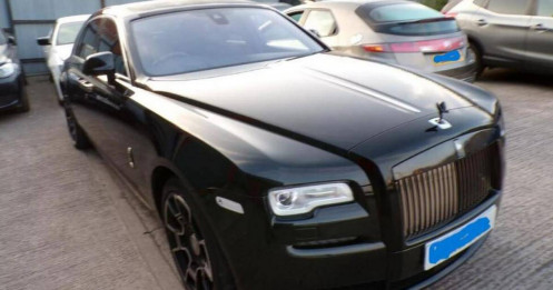 Cảnh sát thanh lý Rolls-Royce Ghost trị giá 156.000 USD với 'giá hời'