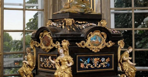 Cận cảnh bộ sưu tập báu vật của gia tộc Rothschild giàu bậc nhất thế giới, đấu giá dự kiến thu về 731 tỷ VNĐ