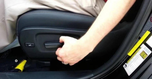 Cách sử dụng chức năng nhớ vị trí ghế trên ô tô