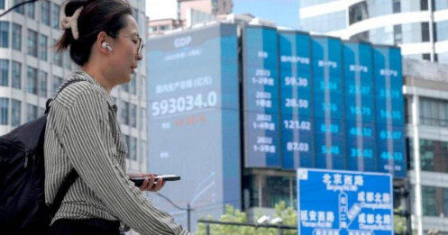 Trung Quốc mua lại cổ phiếu ngân hàng lớn sau khi nhà đầu tư nước ngoài bán tháo