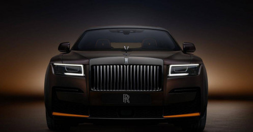 Xe siêu sang Rolls-Royce Black Badge Ghost lấy cảm hứng từ hiện tượng nhật thực