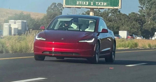 Tesla Model 3 mới sản xuất ở Trung Quốc bất ngờ xuất hiện tại Mỹ