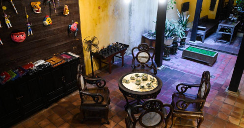 Bên trong ngôi nhà cổ 130 tuổi đặc biệt nhất Hà Nội