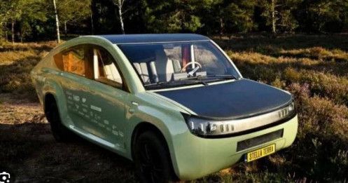 Xuất hiện ô tô chạy bằng năng lượng mặt trời với phạm vi 1.000 km