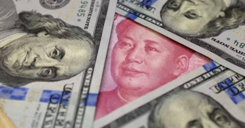 Trung Quốc bán mạnh trái phiếu chính phủ Mỹ để bảo vệ nhân dân tệ?